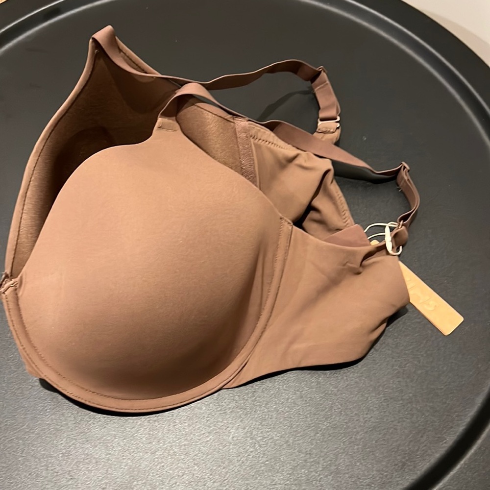 Skims Fits Everybody T-Shirt Bra 34G